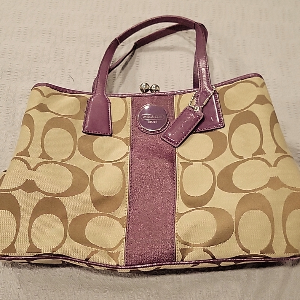 Coach kisslock satchel